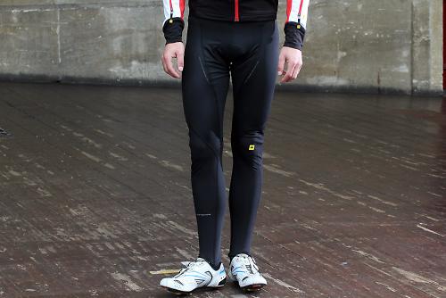 Mavic Cosmic Elite Thermo Bib Short 2024 favors